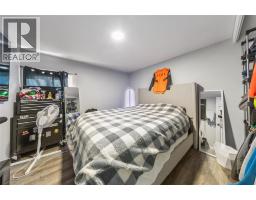 2 DANIEL S PLACE - 8