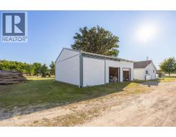 1224 Brigden ROAD - 4
