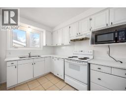 204 MITTON STREET South - 6