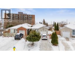 218 Oakburne PLACE - 2