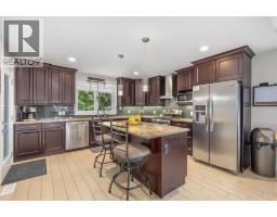 841 MANHATTAN DRIVE - 11