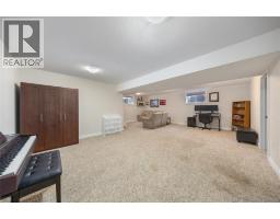 841 MANHATTAN DRIVE - 26