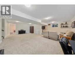 841 MANHATTAN DRIVE - 27