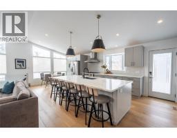 4090 COLLINGWOOD STREET - 4