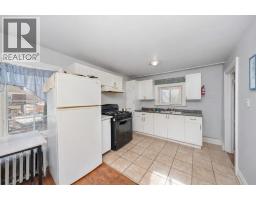 150 COLLEGE AVENUE North - 4