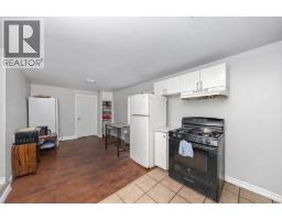 150 COLLEGE AVENUE North - 5