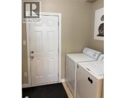 13 OAKWOOD LINKS LANE - 11