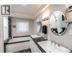 324 QUEEN STREET - 14