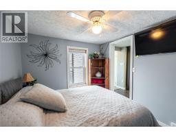 324 QUEEN STREET - 18