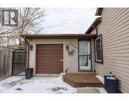 324 QUEEN STREET - 4