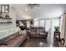 324 QUEEN STREET - 7