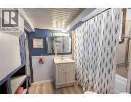 3056 BRIGDEN ROAD - 15