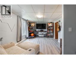 3056 BRIGDEN ROAD - 4