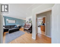 579 BERKSHIRE ROAD - 21