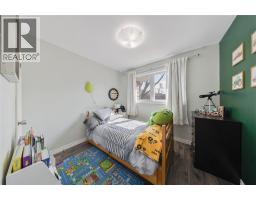 579 BERKSHIRE ROAD - 22