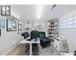 579 BERKSHIRE ROAD - 31