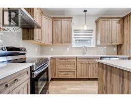 68 Victoria AVENUE - 11