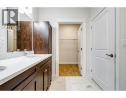 68 Victoria AVENUE - 21