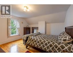 4050 PETROLIA LINE - 21