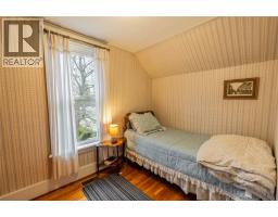 4050 PETROLIA LINE - 26