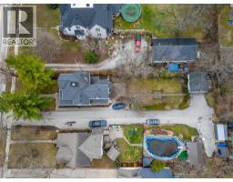 4050 PETROLIA LINE - 33