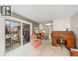 912 VARSITY CRESCENT - 8