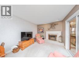 912 VARSITY CRESCENT - 9