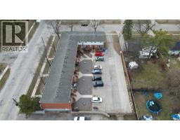 1006 KENWOOD AVENUE - 10