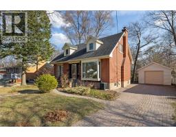 871 Lakeshore ROAD - 1