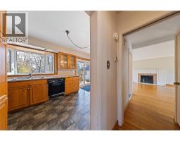 871 Lakeshore ROAD - 19