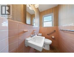 871 Lakeshore ROAD - 24