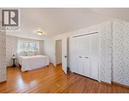 871 Lakeshore ROAD - 26