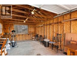 871 Lakeshore ROAD - 39