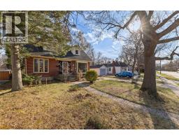 871 Lakeshore ROAD - 41