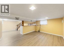 748 Alexander STREET - 20