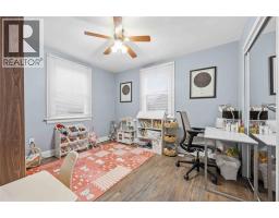 323 MARIA STREET - 12