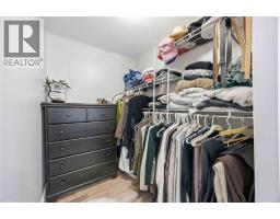 323 MARIA STREET - 16