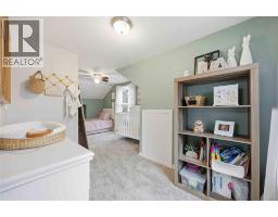 323 MARIA STREET - 18