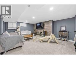 323 MARIA STREET - 22