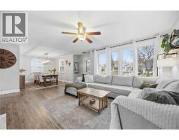 323 MARIA STREET - 4