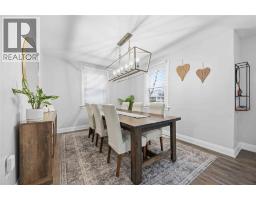 323 MARIA STREET - 6