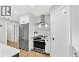 4589 VICTORIA STREET - 12