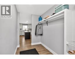 4589 VICTORIA STREET - 14