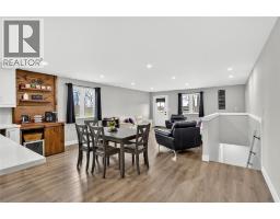 4589 VICTORIA STREET - 16