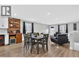 4589 VICTORIA STREET - 17