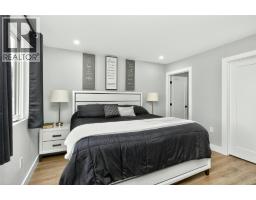 4589 VICTORIA STREET - 20