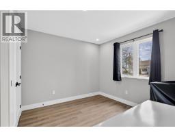 4589 VICTORIA STREET - 24