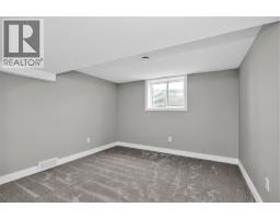 4589 VICTORIA STREET - 32