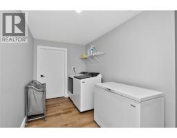 4589 VICTORIA STREET - 33