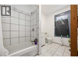 218-220 Mitton STREET South - 30